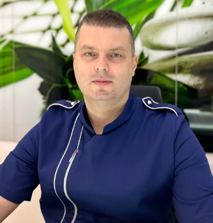 dr Ognjen Antešević